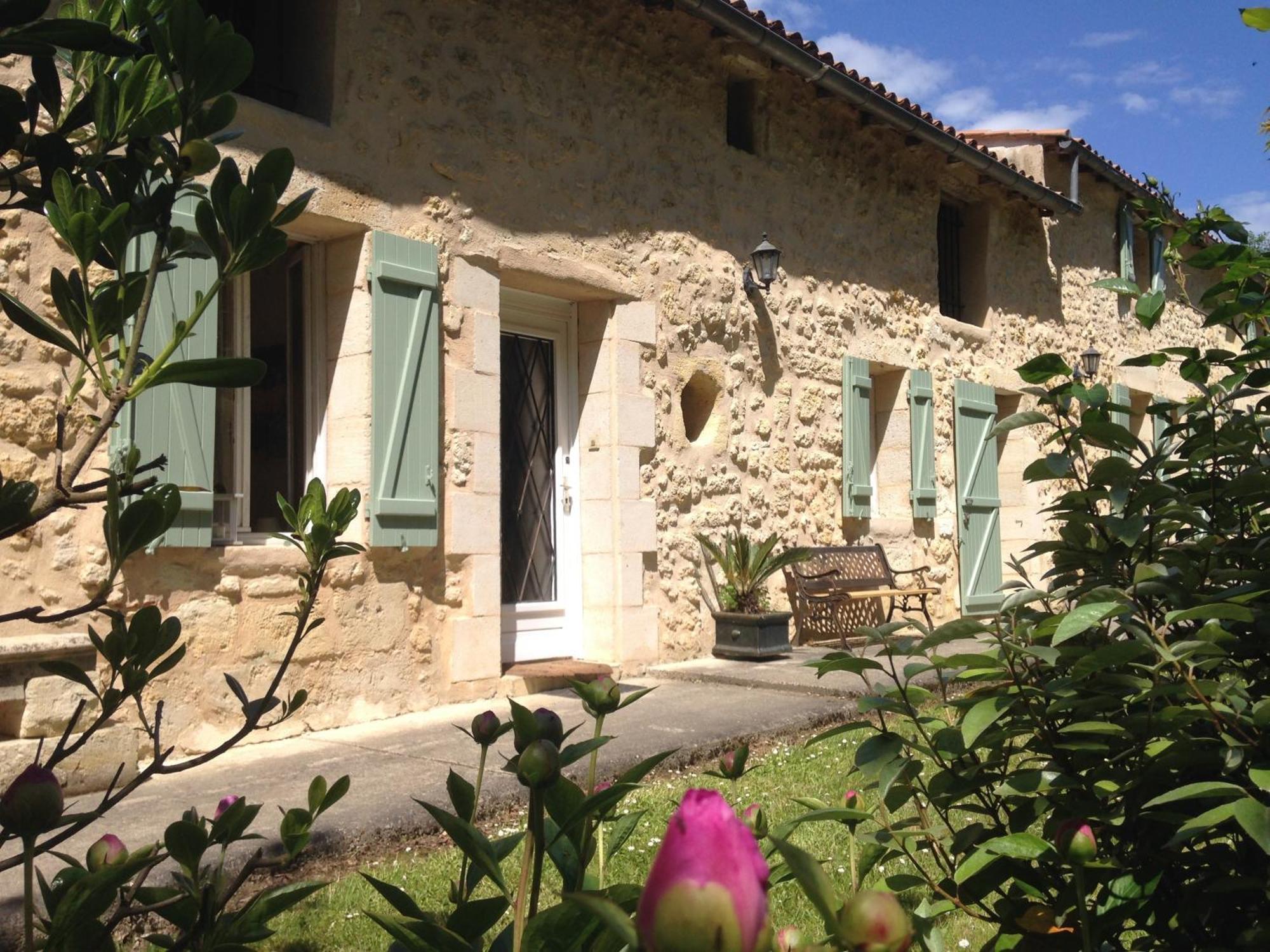 Gite La Maison De La Pimpine Lignan De Bordeaux Buitenkant foto